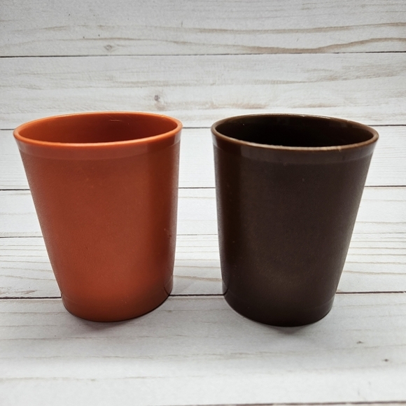 Tupperware Cup Tumblers Small 6 oz Juice #1251 Harvest Brown Orange Vintage 70s - Picture 1 of 7